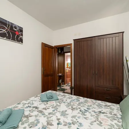 Gracia With Private Pool, Billiards And Play Area Willa