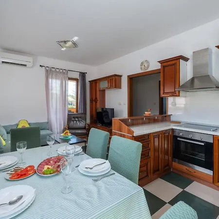 Gracia With Private Pool, Billiards And Play Area * Gračišće