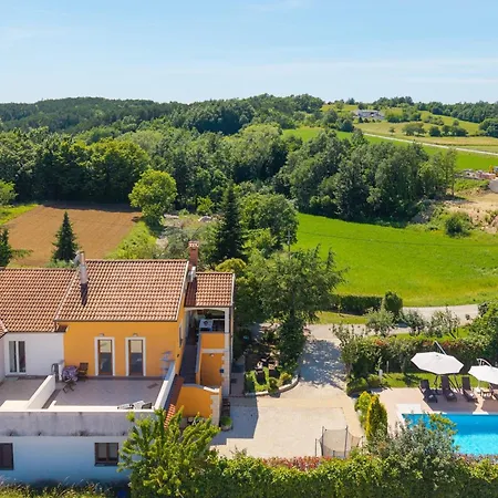 Gracia With Private Pool, Billiards And Play Area * Gračišće